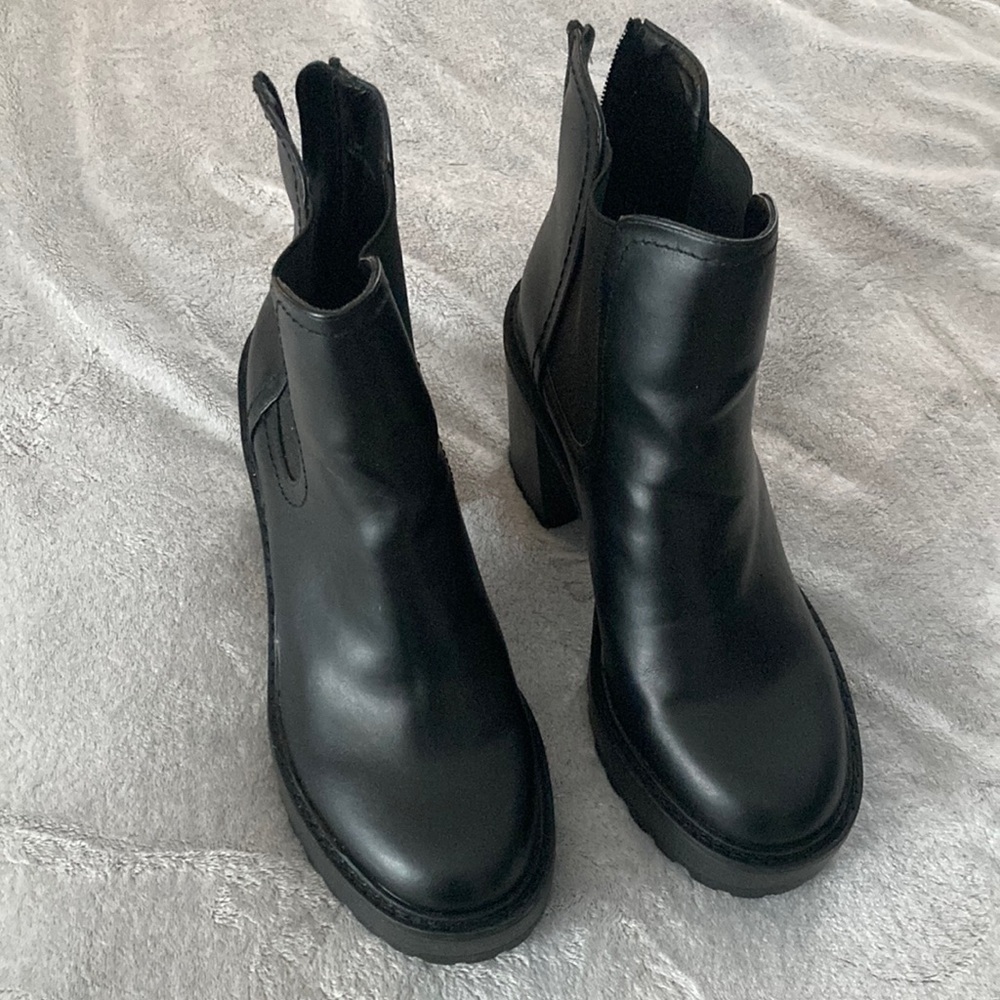 Madden Girl Kamora Platform Heeled Boot